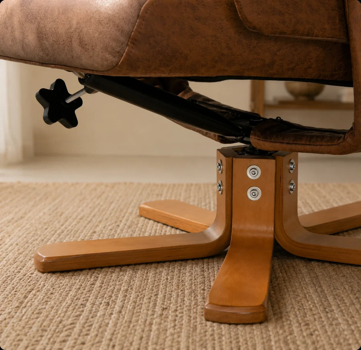 Fauteuil relax VELLYS, en position inclinée (2)